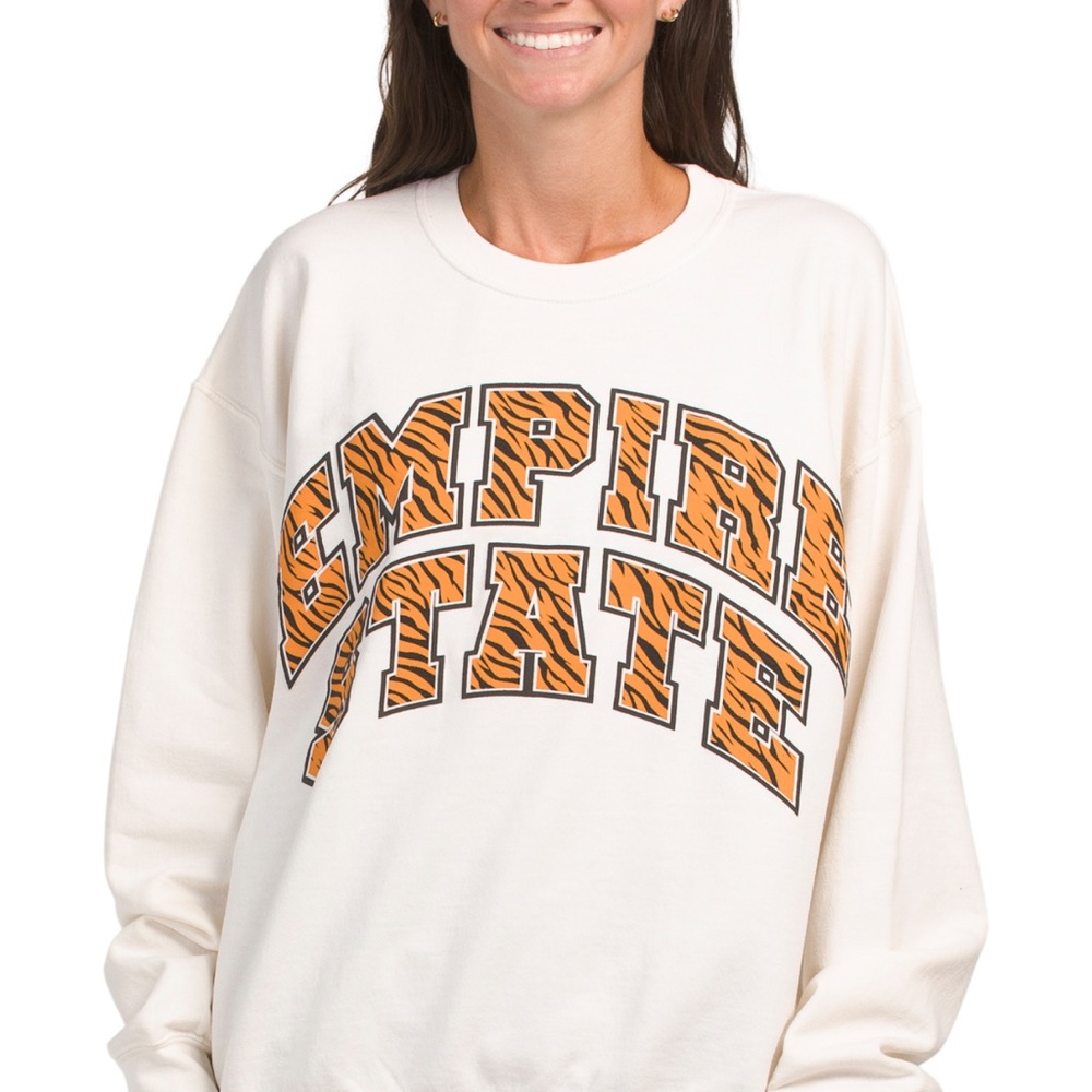 NWT Project Social T Empire State Oversized Sweatshirt Snowflake Size L/XL